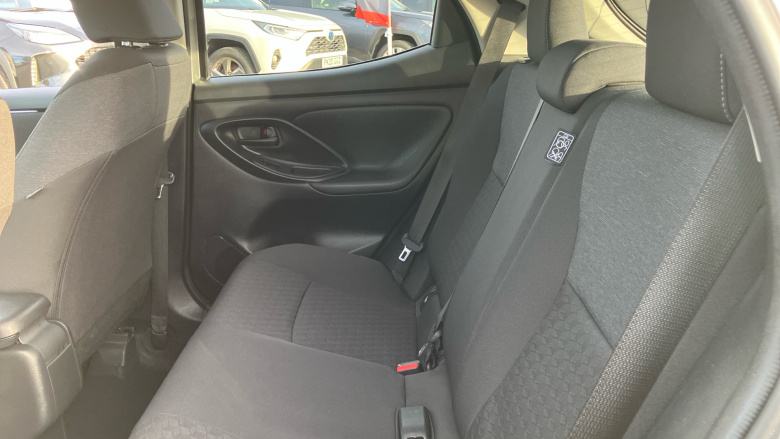 Toyota Yaris 1.5 Hybrid Design 5dr CVT Hybrid Hatchback